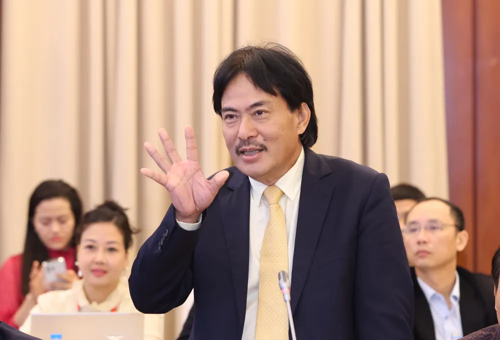 Ông Nguyễn Hùng Dũng, Phó Chủ tịch kiêm Tổng Thư ký Hội Dầu khí Việt Nam