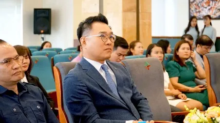 Ông Jeon MunCheol - Tổng Giám đốc KBSV tại sự kiện để chúc mừng cho khởi đầu mới của CAR kb1.jpg