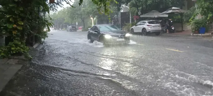 预报胡志明市将持续强降雨。