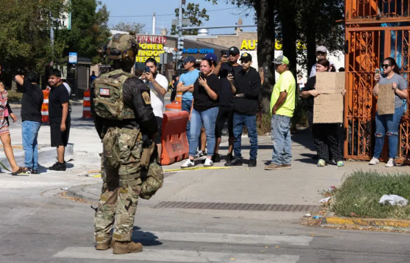美国俄勒冈州波特兰市发生抗疫活动。