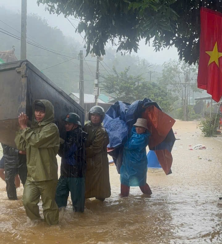 2    z7163147327090-bcd26953936d0d6e331a8626ccd1c2f6-26-4595.jpg