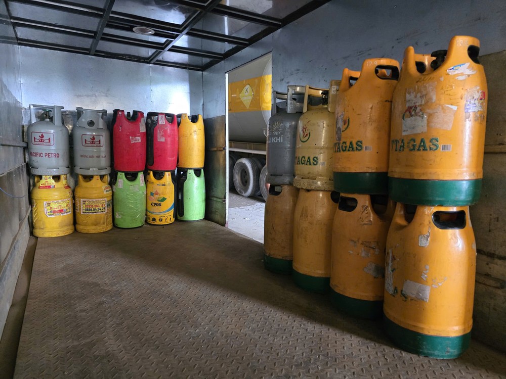 2   22c0978269b6e6e8bfa7-9312-1987.jpg