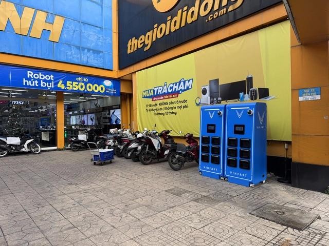 胡志明市平盛坊区域的换电柜。