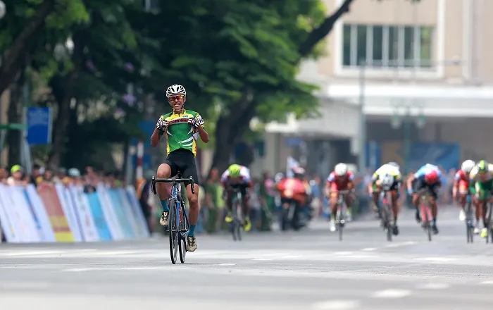 Nguyễn Cường Khang vượt đàn anh thắng chặng 1 “về Trường Sơn” ảnh 5