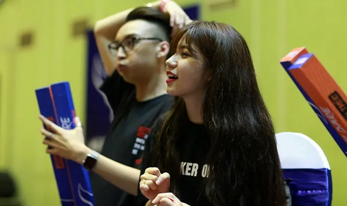 Dàn nữ sinh cổ vũ hết mình nhưng Hanoi Buffaloes vẫn thua Saigon Heat ảnh 2