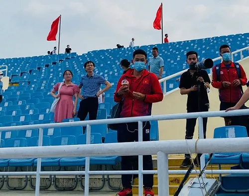 Chuyên gia Simeonov khen cả Lan và Lịch ảnh 1