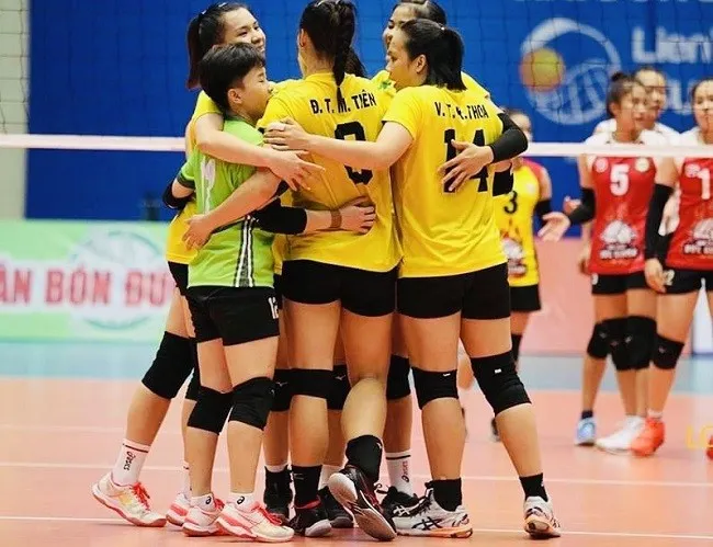 Đội nữ VTV Bình Điền Long An luôn có sự ổn định về chuyên môn khi lương, thưởng phù hợp cho cầu thủ. Ảnh: MINH MINH