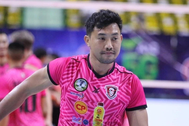 Wanchai đã trở lại Việt Nam thi đấu và lần này trong màu áo nam Biên Phòng. Ảnh: THAILANDVOLLEYBALL