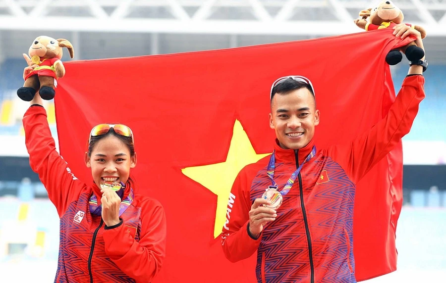 Chị em Thanh Phúc, Thành Ngưng từng giành được suất Olympic qua các giải thi đấu đi bộ vô địch châu Á nhưng hiện tại chuẩn Olympic là rất cao. Ảnh: NHẬT ANH