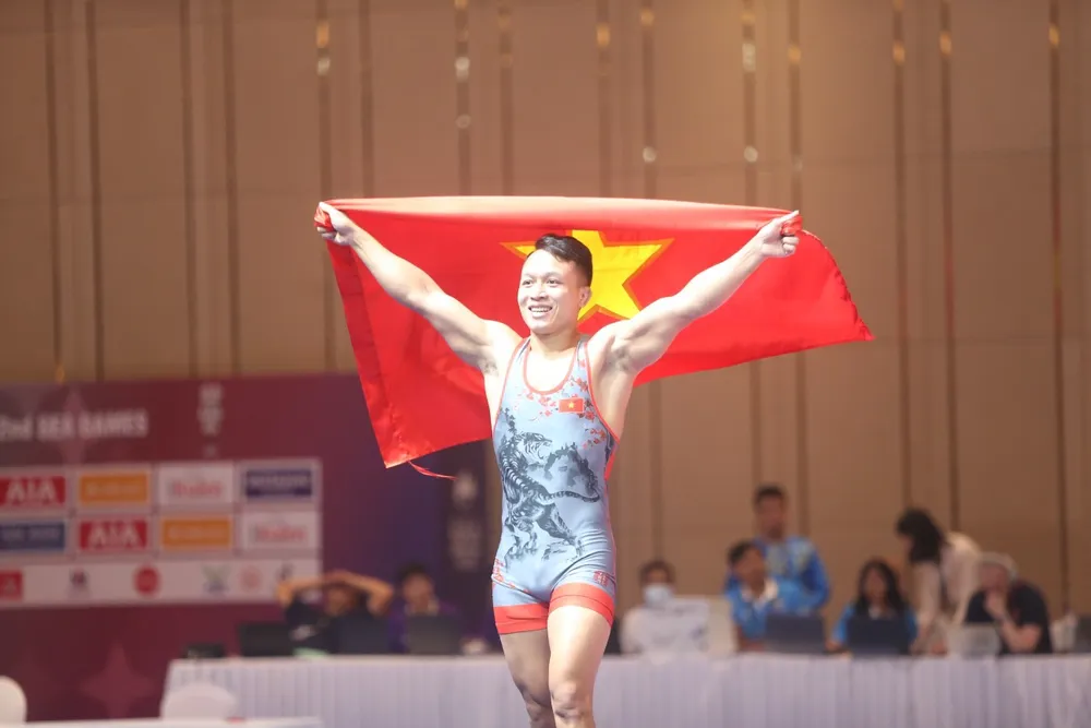 Nguyễn Xuân Định đã có tấm HCV tại SEA Games 32 cho Đoàn thể thao Việt Nam. Ảnh: DŨNG PHƯƠNG