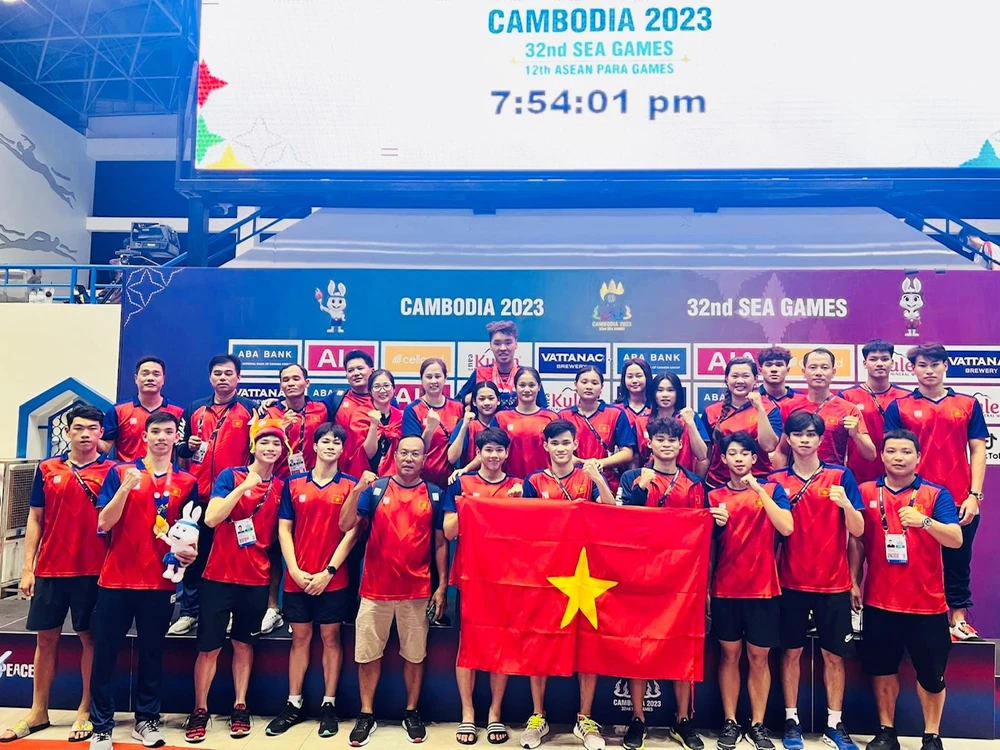 Tất cả các VĐV của các đội tuyển thể thao giành được HCV ở SEA Games 32 vẫn chưa được trả thưởng "nóng" của Đoàn thể thao Việt Nam tới lúc này. Ảnh: MINH MINH