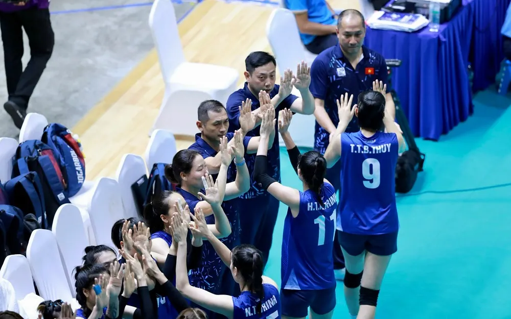 Đội tuyển bóng chuyền nữ Việt Nam đang là một trong những đội tuyển thể thao quốc gia được chú ý nhất thời điểm hiện tại. Ảnh: DŨNG PHƯƠNG Đội tuyển bóng chuyền nữ Việt Nam đang là một trong những đội tuyển thể thao quốc gia được chú ý nhất thời điểm hiện tại. Ảnh: DŨNG PHƯƠNG