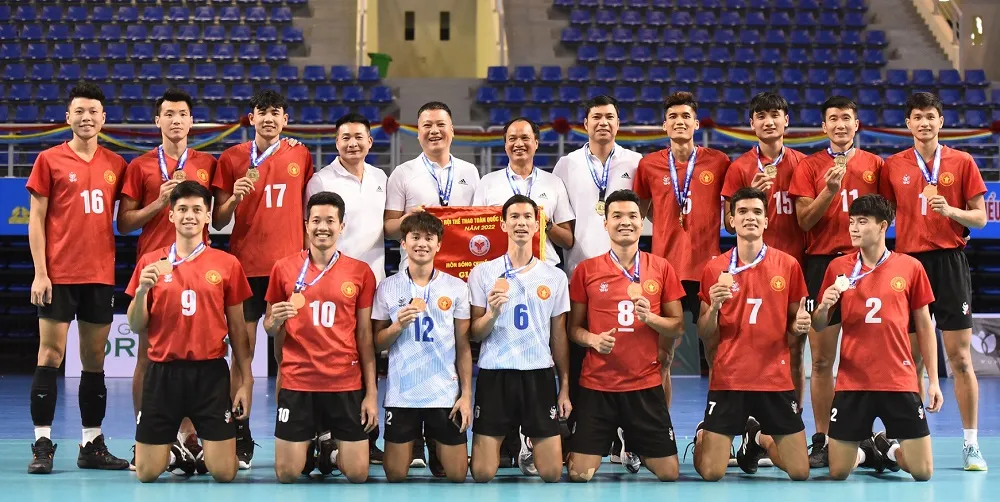 Đội tuyển bóng chuyền nam Quân đội giành HCV Đại hội thể thao toàn quốc lần 9-2022. Ảnh: HOÀNG VĂN KHƯƠNG Đội tuyển bóng chuyền nam Quân đội giành HCV Đại hội thể thao toàn quốc lần 9-2022. Ảnh: HOÀNG VĂN KHƯƠNG