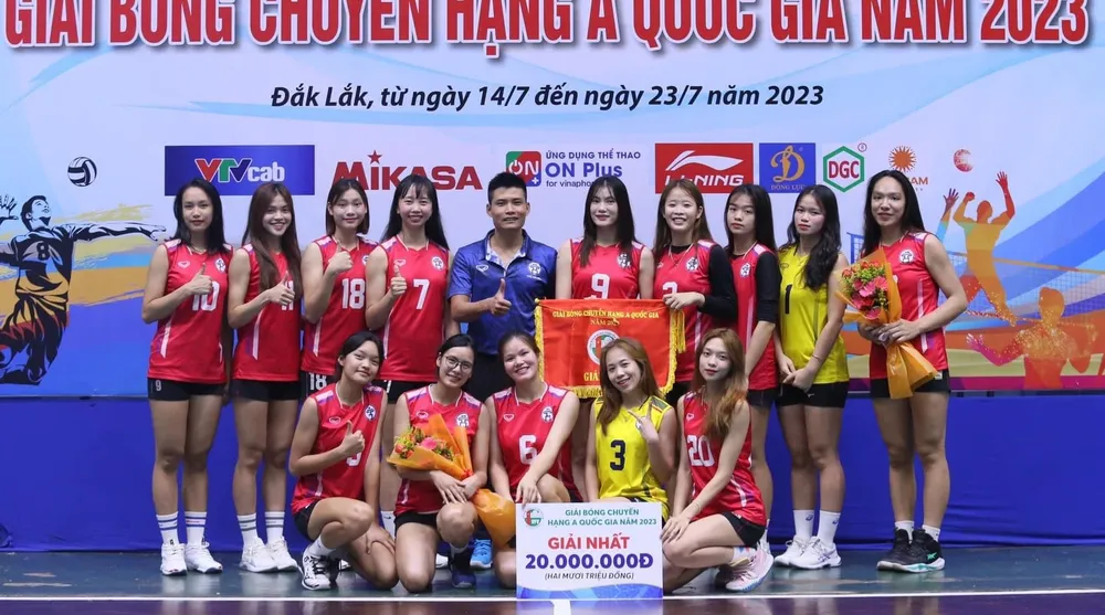 Đội nữ Hà Nội có nhiều cầu thủ trẻ dự giải hạng A toàn quốc 2023 và tới đây tiếp tục góp mặt ở giải U23 quốc gia 2023. Ảnh: MINH MINH
