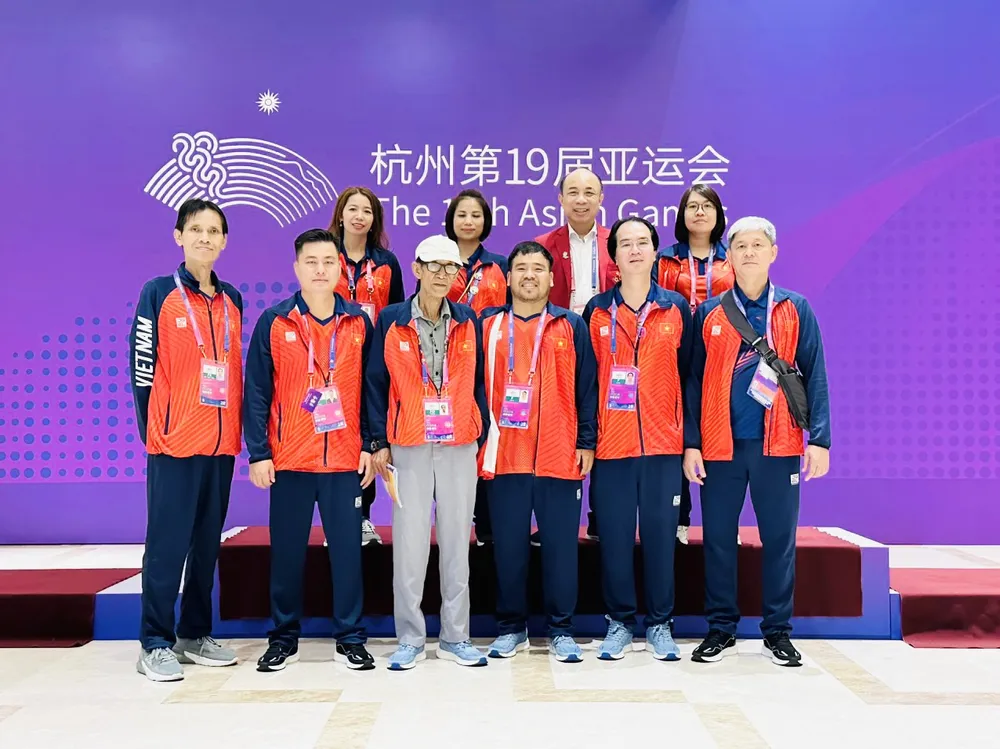 Đội cờ tướng Việt Nam dự nội dung đồng đội ở ASIAD 19. Ảnh: MINH