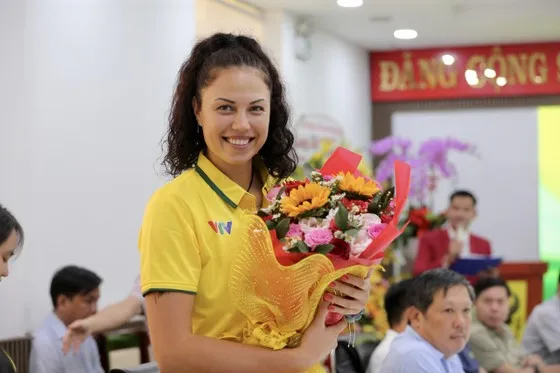 Ngoại binh Odina Aliyeva của đội nữ VTV Bình Điền Long An rất được chờ đợi thể hiện tốt chuyên môn. Ảnh: DŨNG PHƯƠNG