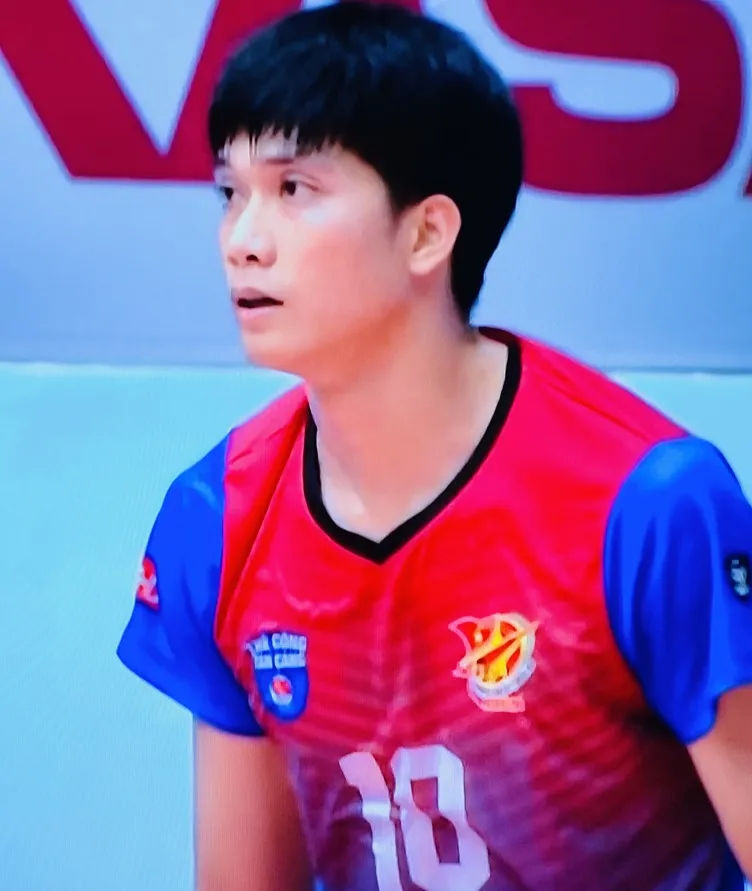 Ngoại binh Nuwaddee Kittithad đã chơi tốt cho Thể Công-Tân Cảng. Ảnh: MINH MINH Ngoại binh Nuwaddee Kittithad đã chơi tốt cho Thể Công-Tân Cảng. Ảnh: MINH MINH