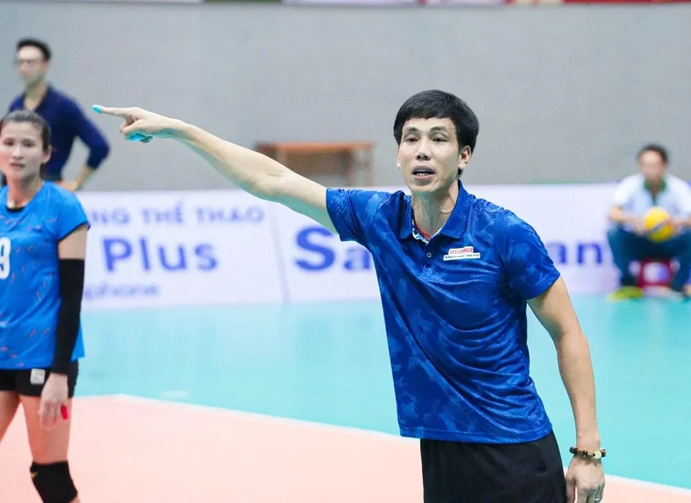 HLV Trần Văn Giáp của đội Geleximco Thái Bình là một trong những HLV trẻ của bóng chuyền Việt Nam thời điểm hiện tại. Ảnh: BÓNG CHUYỀN VIỆT NAM