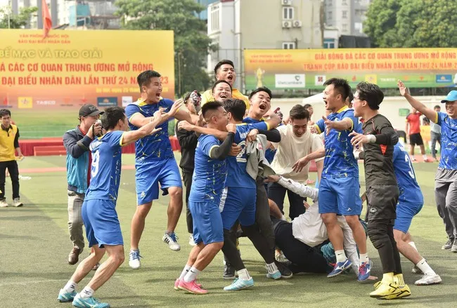 Trận chung kết giải đấu đã ghi nhận ngôi vô địch của đội bóng xứng đáng nhất. Ảnh: BTC