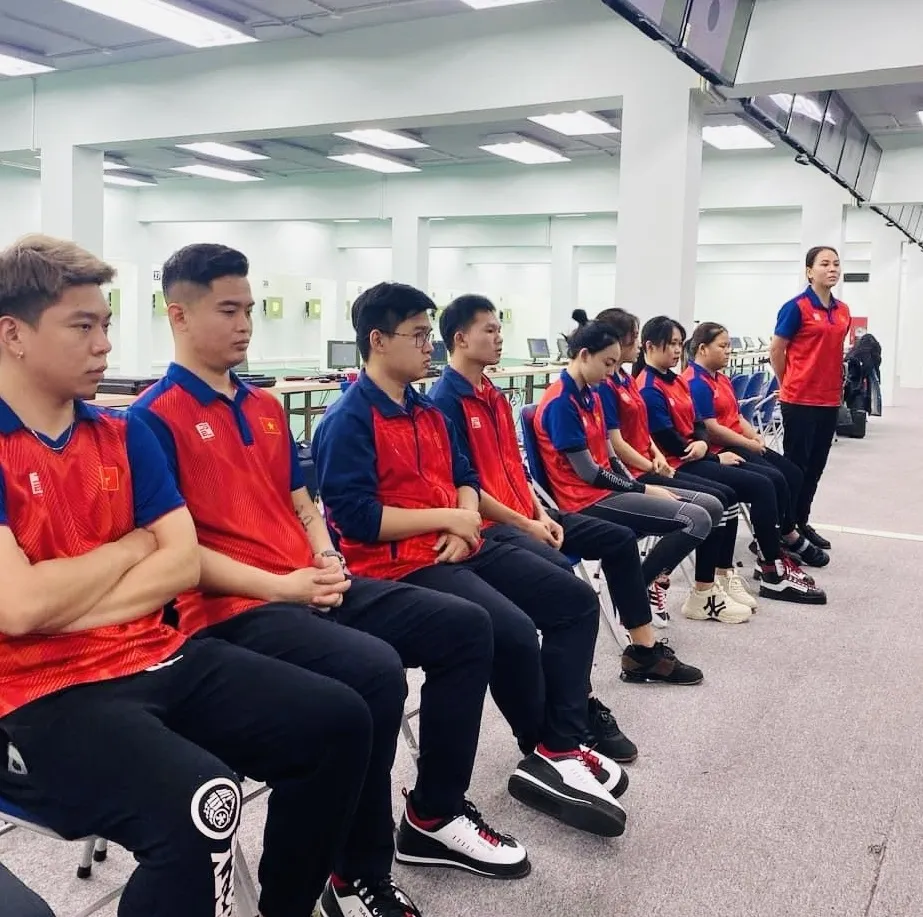 Đội tuyển bắn súng Việt Nam đã có báo cáo chuyên môn với lãnh đạo Cục TDTT và Liên đoàn bắn súng Việt Nam trước khi lên đường đi Hàn Quốc tập huấn. Ảnh: MINH MINH