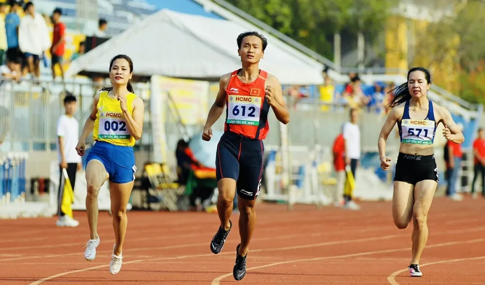 Khi điền kinh được phổ cập nhiều hơn trong học sinh, những chân chạy tốt như Như Yến sẽ được phát hiện để lực lượng điền kinh Việt Nam có nhiều tài năng triển vọng. Ảnh: DŨNG PHƯƠNG