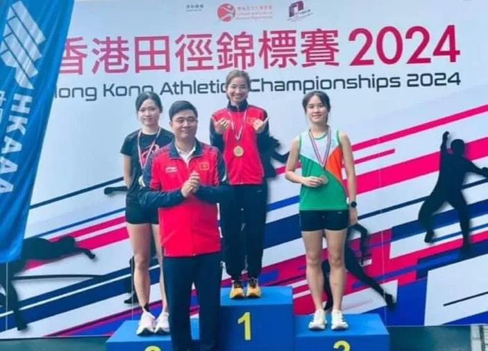 Nguyễn Thị Oanh có HCV tại giải ở Hongkong (Trung Quốc) trong nội dung 3.000m chướng ngại vật. Ảnh: ĐKVN