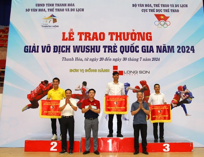 Đội wushu trẻ TPHCM có vị trí nhì toàn đoàn trong nội dung taolu của giải năm nay. Ảnh: BTH