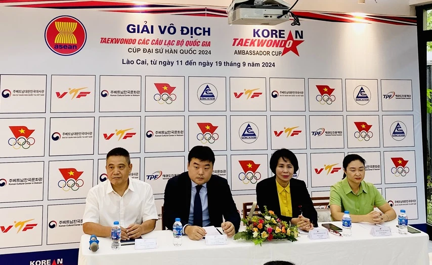 Đại diện Cục TDTT thông tin cụ thể về giải taekwondo vô địch câu lạc bộ quốc gia 2024. Ảnh: MINH MINH