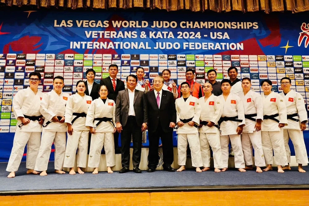 Đội judo Việt Nam dự giải vô địch thế giới 2024. Ảnh: NGUYỄN HỮU 