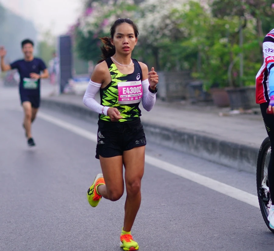 Hoàng Thị Ngọc Hoa có suất dự giải Tokyo marathon 2025 ở Nhật Bản và đây là cơ hội tốt cho tuyển thủ tích lũy chuyên môn. Ảnh: VTM