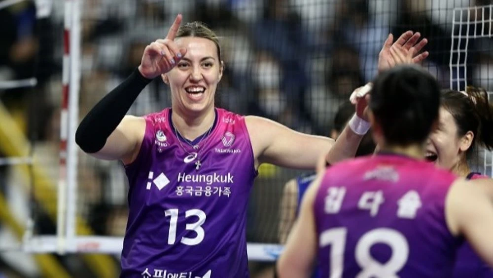 Jelena Mladenovic là cầu thủ có chất lượng và quen với môi trường bóng chuyền châu Á. Ảnh: KOREAVOLLEYBALL Jelena Mladenovic.jpg