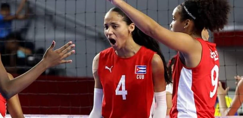 Cầu thủ Lianet Garcia Anglada (4) đã tới Việt Nam thi đấu cho đội nữ TPHCM. Ảnh: CUBAVOLLEYBALL