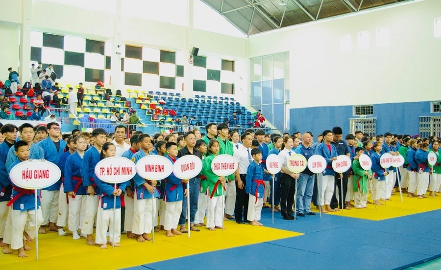 VĐV cả nước góp mặt tại giải kurash vô địch quốc gia 2025. Ảnh: NGUYỄN HỮU