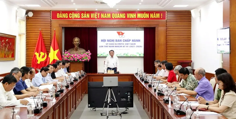 Cuộc làm việc của Ban chấp hành Ủy ban Olympic Việt Nam tại Hà Nội vừa qua. Ảnh: BVHTTDL hop 11.jpg