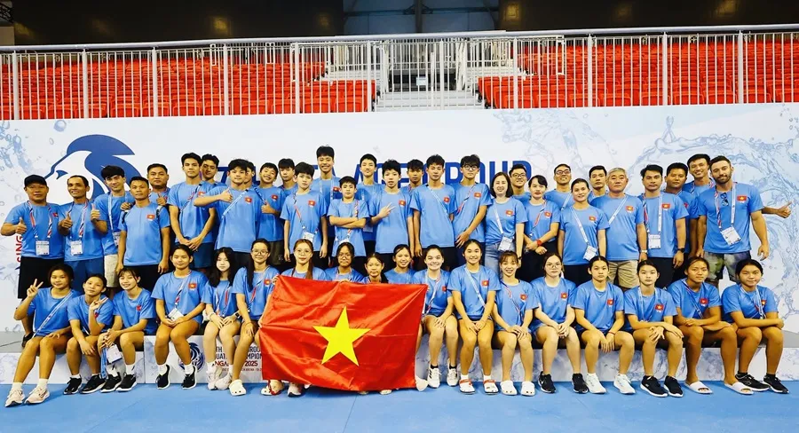 Đội bơi trẻ Việt Nam đã nỗ lực tranh tài tại giải lần này. Ảnh: LÊ THANH IMG_6078.jpg