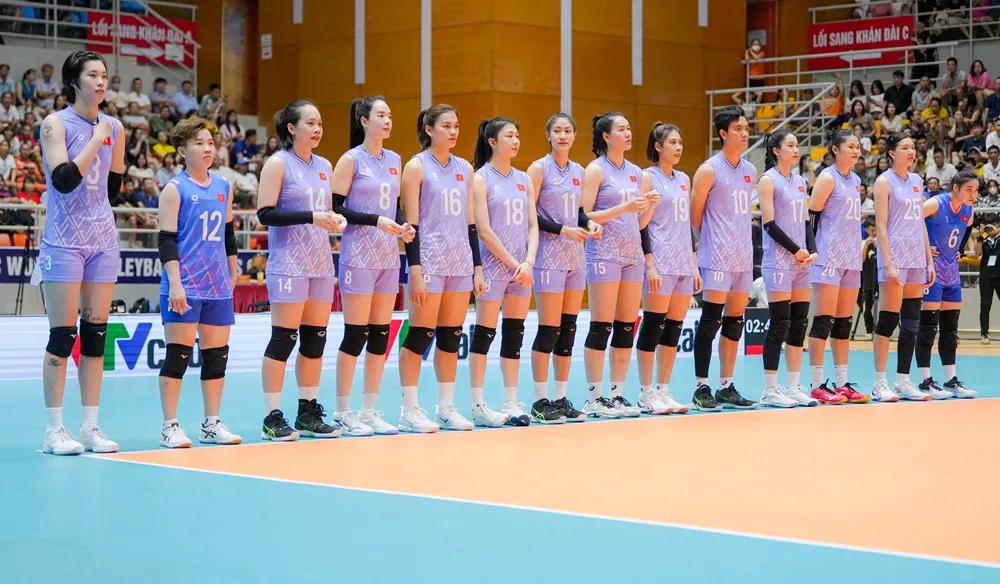 Đội tuyển bóng chuyền nữ Việt Nam tập huấn tại Tam Đảo để tích lũy thêm thể lực. Ảnh: AVC