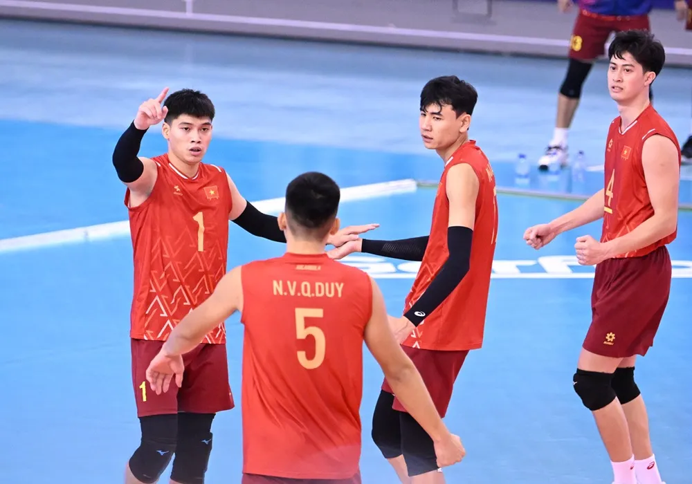 Đội tuyển bóng chuyền nam Việt Nam đã có chiến thắng đầu tiên tại SEA V.League 2025. Ảnh: AVC