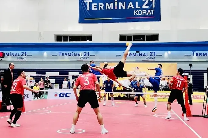 Năm ngoái đội cầu mây nam Việt Nam thua đội Thái Lan tại chung kết nội dung đồng đội nam 4 người nhưng năm nay chúng ta thắng đội bạn ở bán kết. Ảnh: VSTAF
