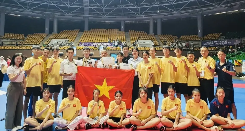 Đội taekwondo trẻ Việt Nam thi đấu ở Malaysia lần này. Ảnh: HÀ NGUYÊN IMG_6812.jpg