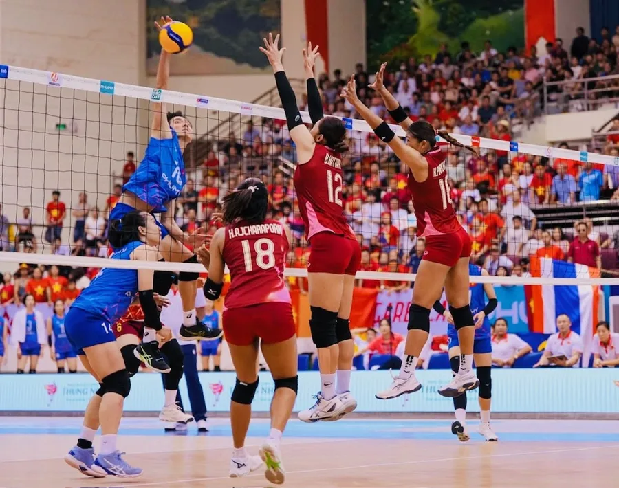 Cầu thủ Việt Nam đã chơi hiệu quả trước đối thủ Thái Lan. Ảnh: SEAVLEAGUE