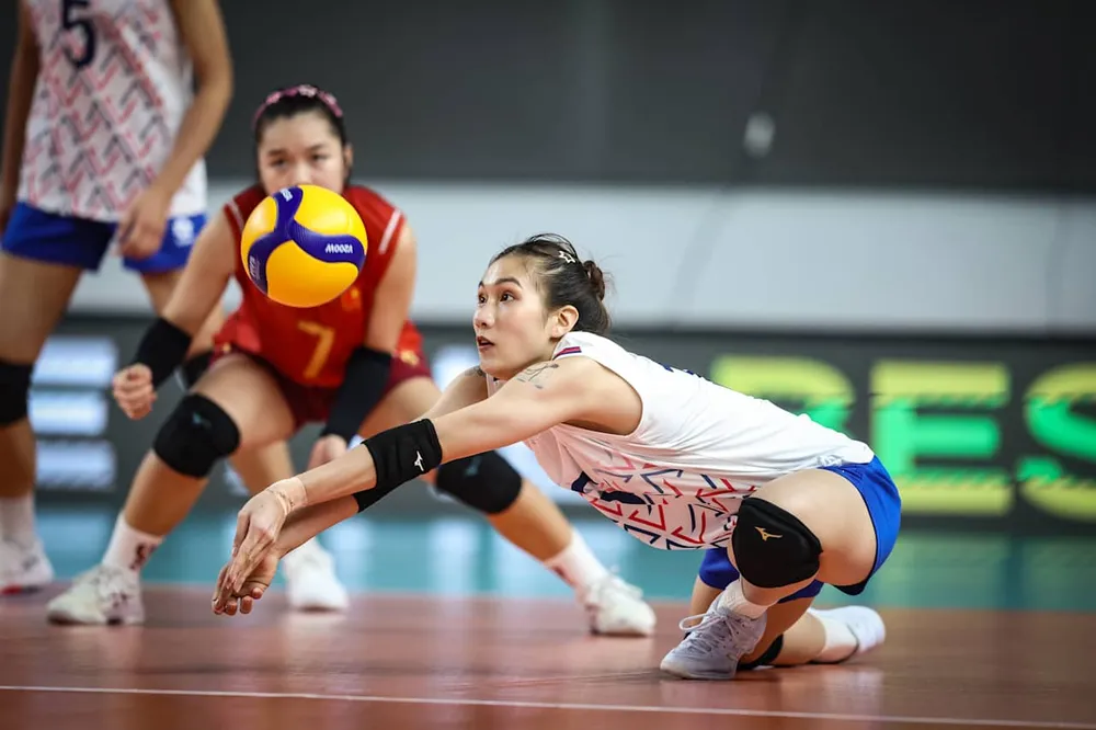 Đội bóng chuyền nữ trẻ U21 Việt Nam để thua trước đội U21 Chile. Ảnh: FIVB