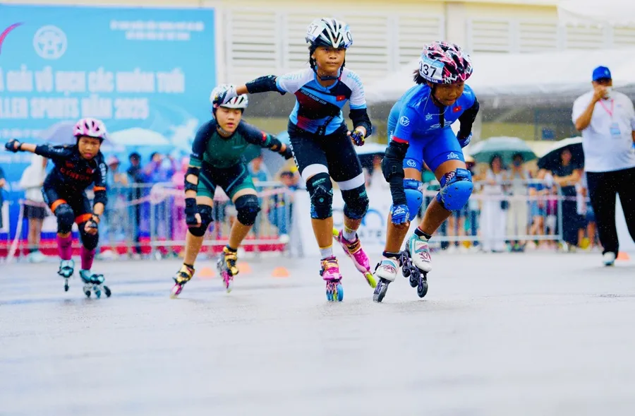 Các VĐV đã thi đấu giải roller sport vô địch quốc gia 2025. Ảnh: LƯỢNG LƯỢNG