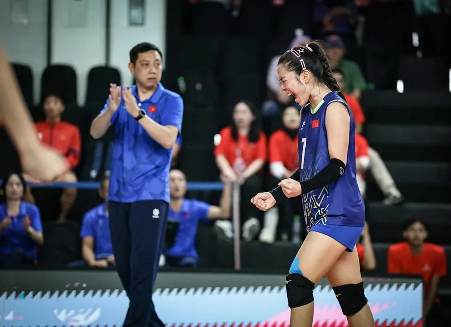 Ban huấn luyện đánh giá cao tinh thần thi đấu của các cầu thủ tại Indonesia. Ảnh: WORLDVOLLEYBALL