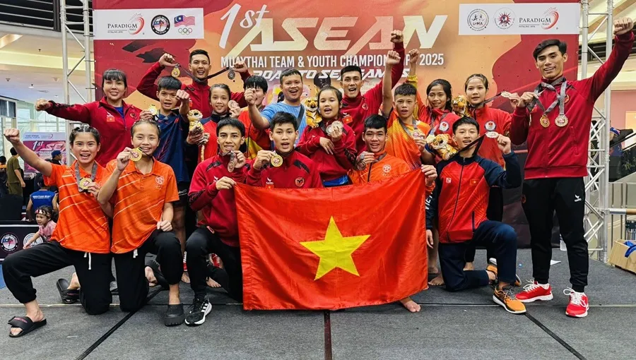 Đội muay trẻ Việt Nam giành thành tích tại Malaysia. Ảnh: DUY NHẤT