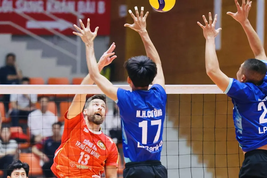 Chủ công Kubiak sẽ tiếp tục thi đấu giai đoạn 2 giải vô địch quốc gia 2025. Ảnh: DŨNG PHƯƠNG