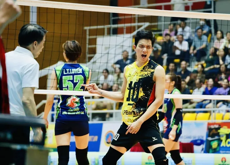 Cầu thủ Bích Tuyền dự kiến đảm nhiệm vai trò săn sóc viên của đội nữ Ninh Bình. Ảnh: DŨNG PHƯƠNG