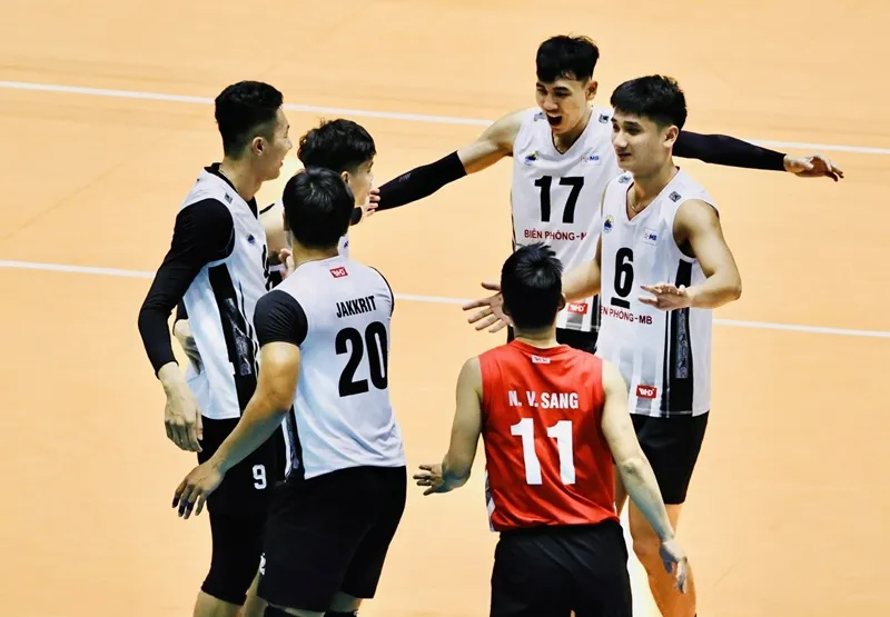 bong chuyen dung phuong quoc gia 1.jpg