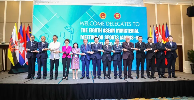 Các đại biểu tham dự Hội nghị Bộ trưởng thể thao ASEAN lần thứ 8. Ảnh: LƯỢNG LƯỢNG