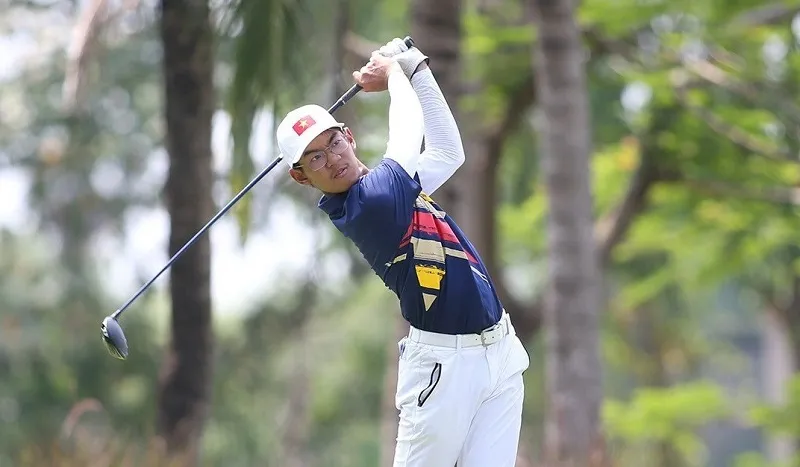 Lê Khánh Hưng đã có vị trí tốt nhất tại giải golf châu Á-Thái Bình Dương 2025. Ảnh: VGA