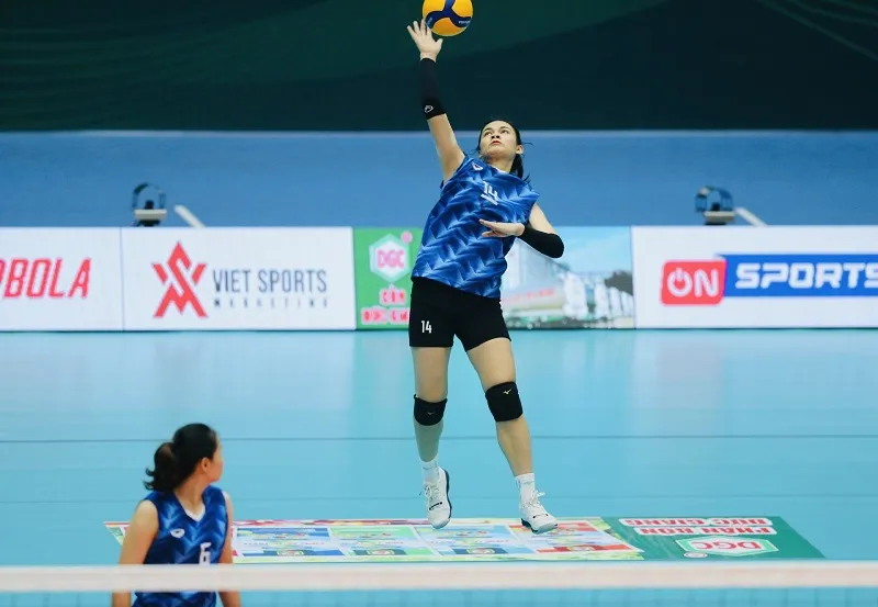 Vi Thị Như Quỳnh vẫn đang là cầu thủ chủ lực của đội nữ Quảng Ninh. Ảnh: DŨNG PHƯƠNG